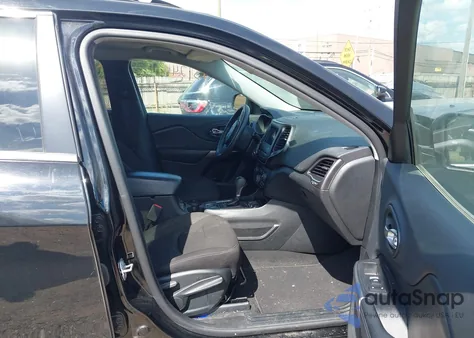 2019 Jeep Cherokee Latitude Fwd from USA, damaged, VIN 1C4PJLCX8KD407677